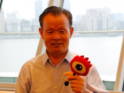 J9国际站登录董事长缪国元对媒体畅谈差异化产品优势