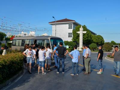 火花四射，未来的生活一定充满了J9国际站登录！