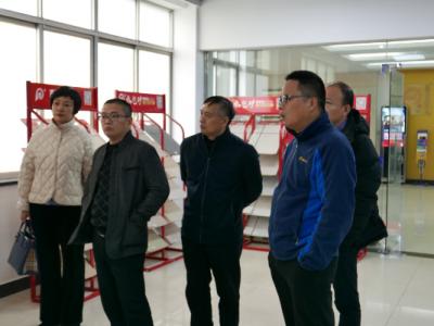 张家港保税区考察团莅临J9国际站登录工业园参观考察